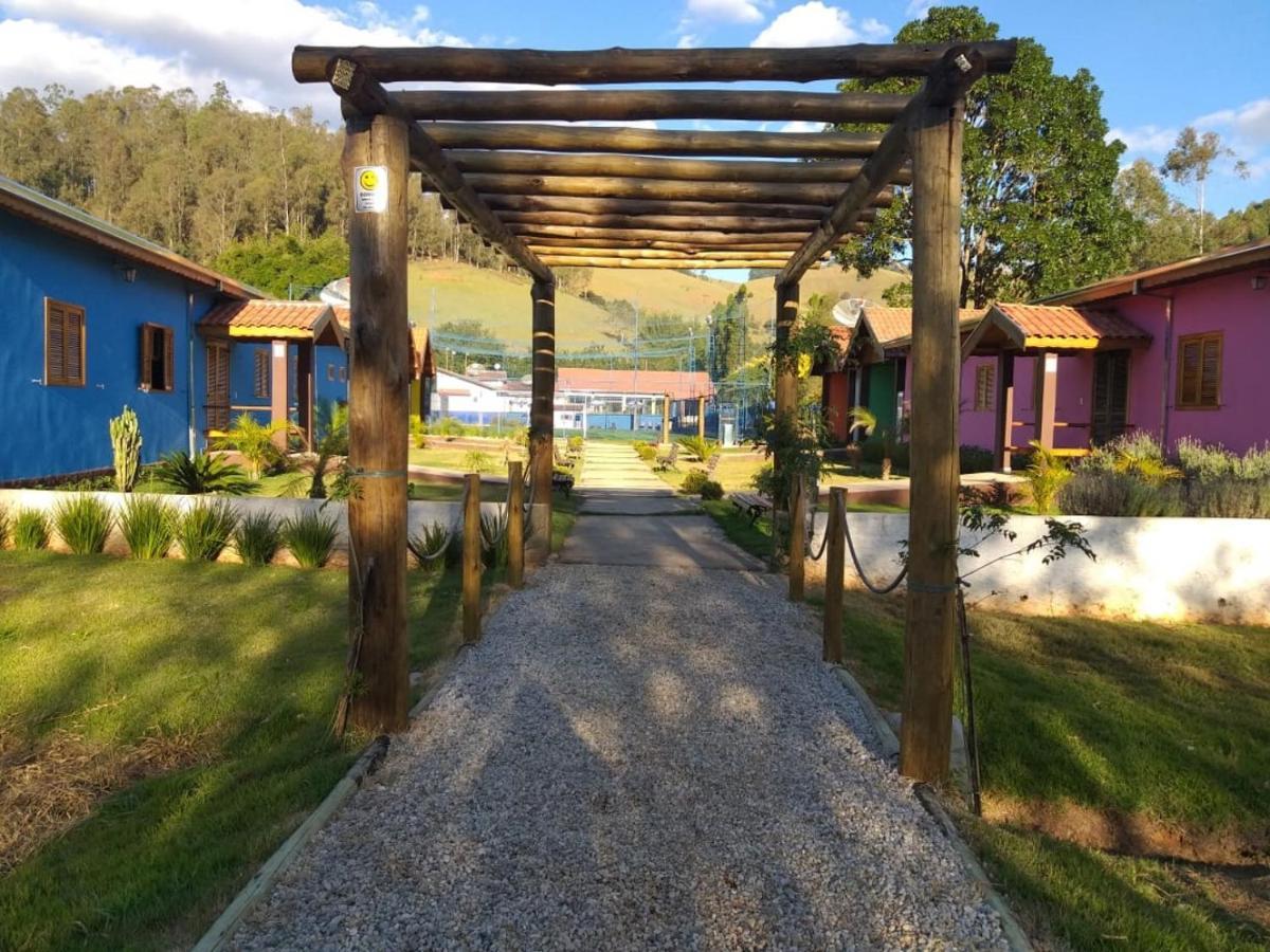 Chacara Bora Bora Villa Sao Bento do Sapucai Exterior photo